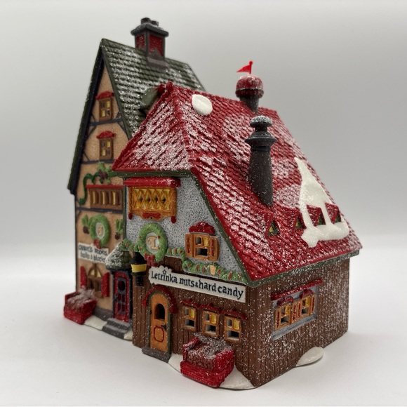 Department 56 1992 H.V.C. North Pole Obbie’s Books & Letrinka’s Candy 5624-3 - Picture 2 of 12